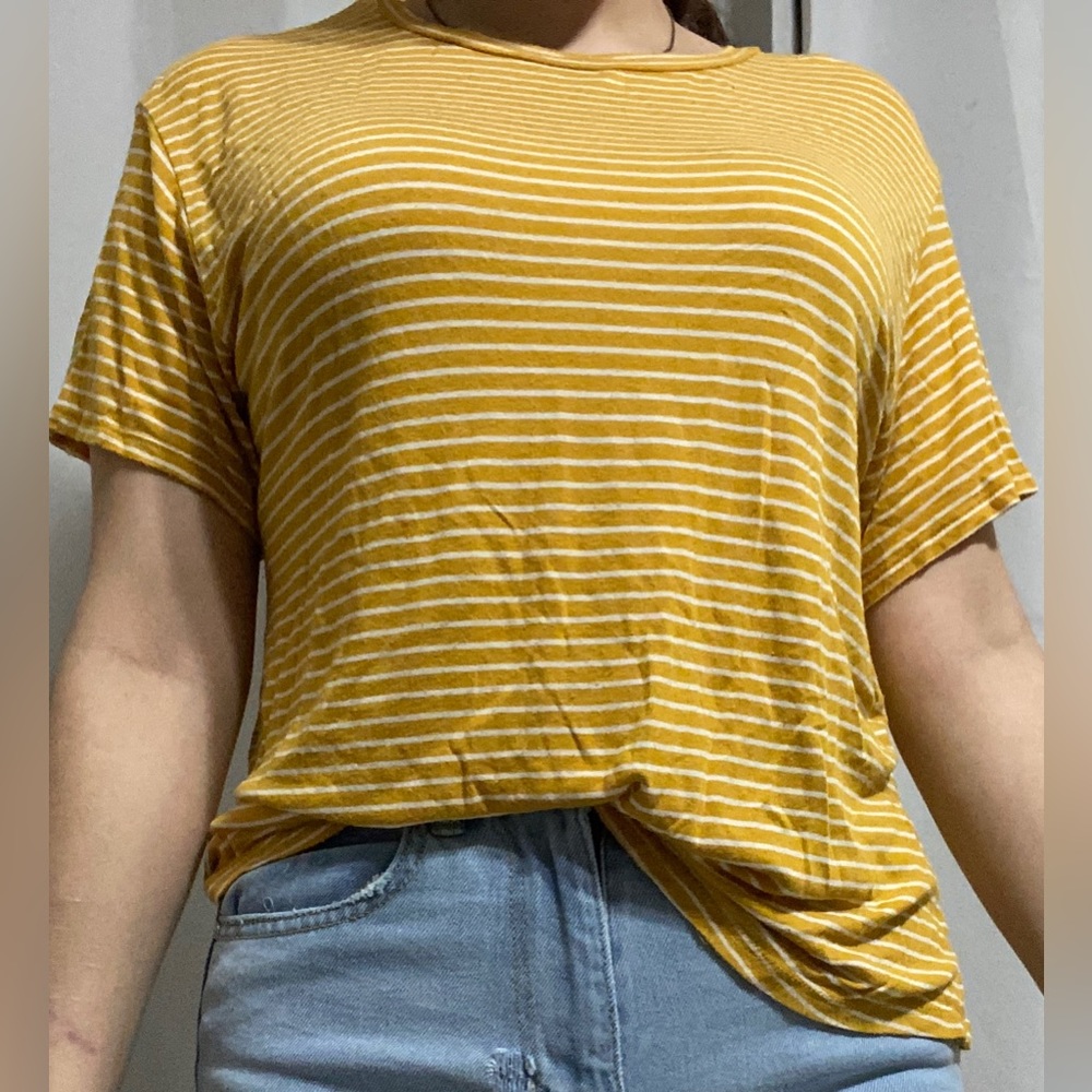 Yellow/orange  Dress t- shirt fits as medium/ large